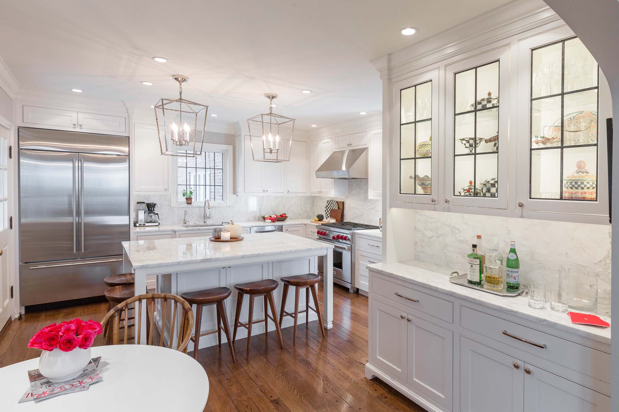 white marble kitchen